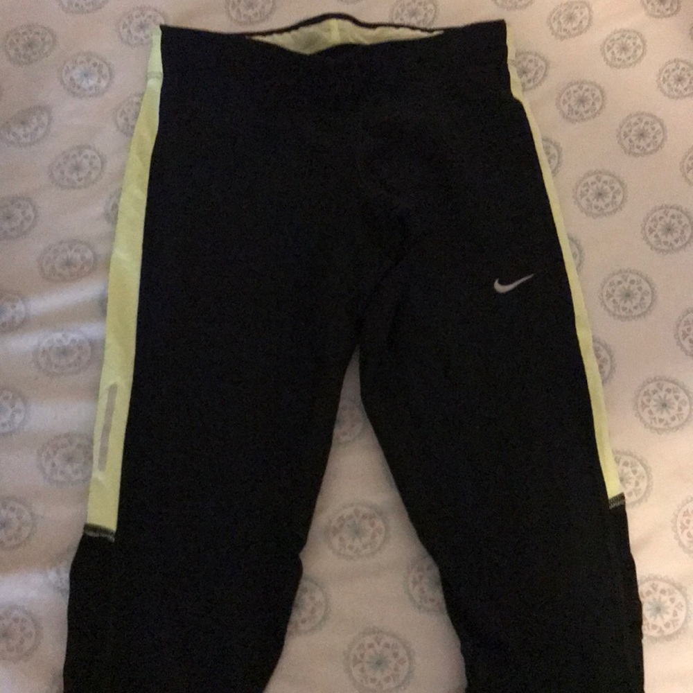 Nike crop leggings
